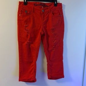 Vanilla Star red capris